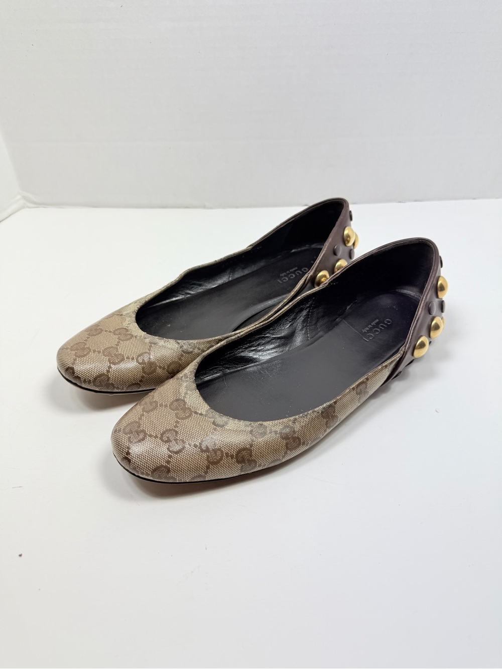 Vintage Gucci brown leather ballet flats with gold studs